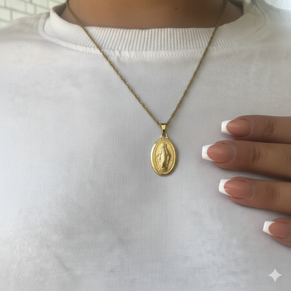 Collar Regina