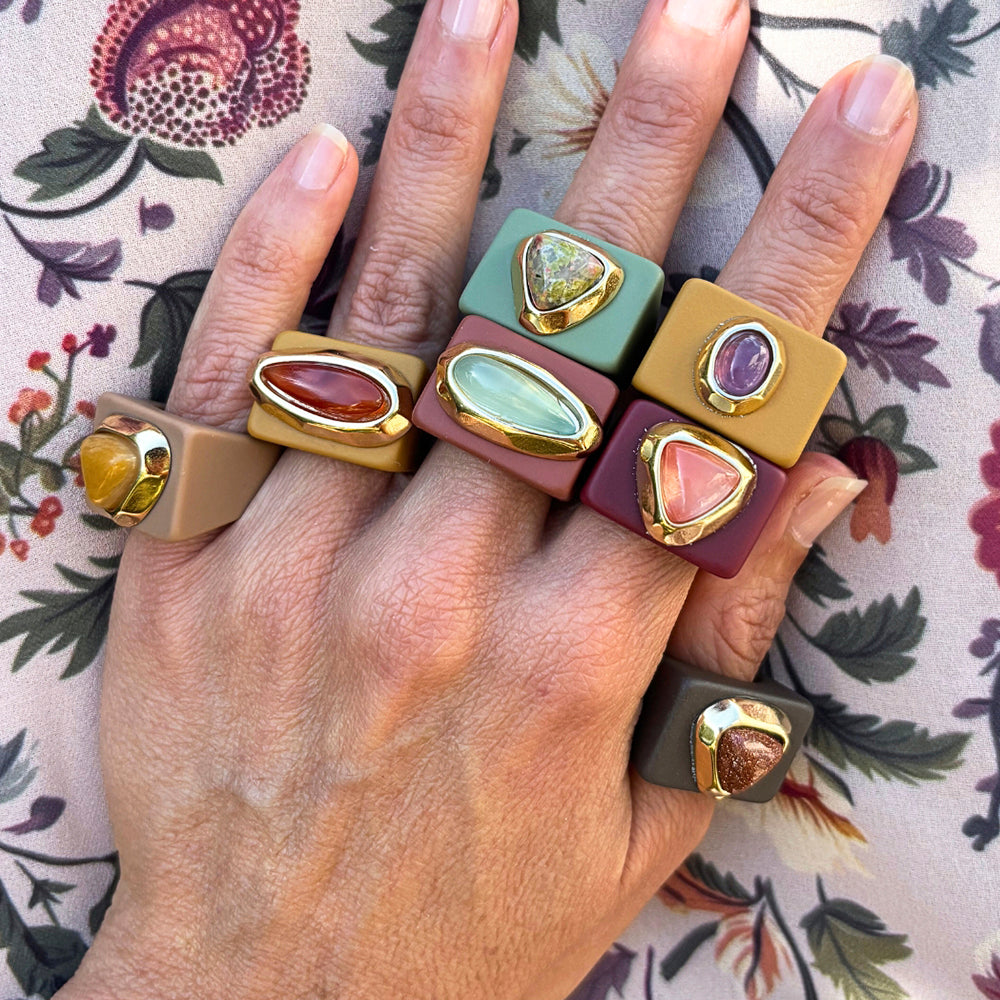 Anillo mujer color mora cuarzo rosa
