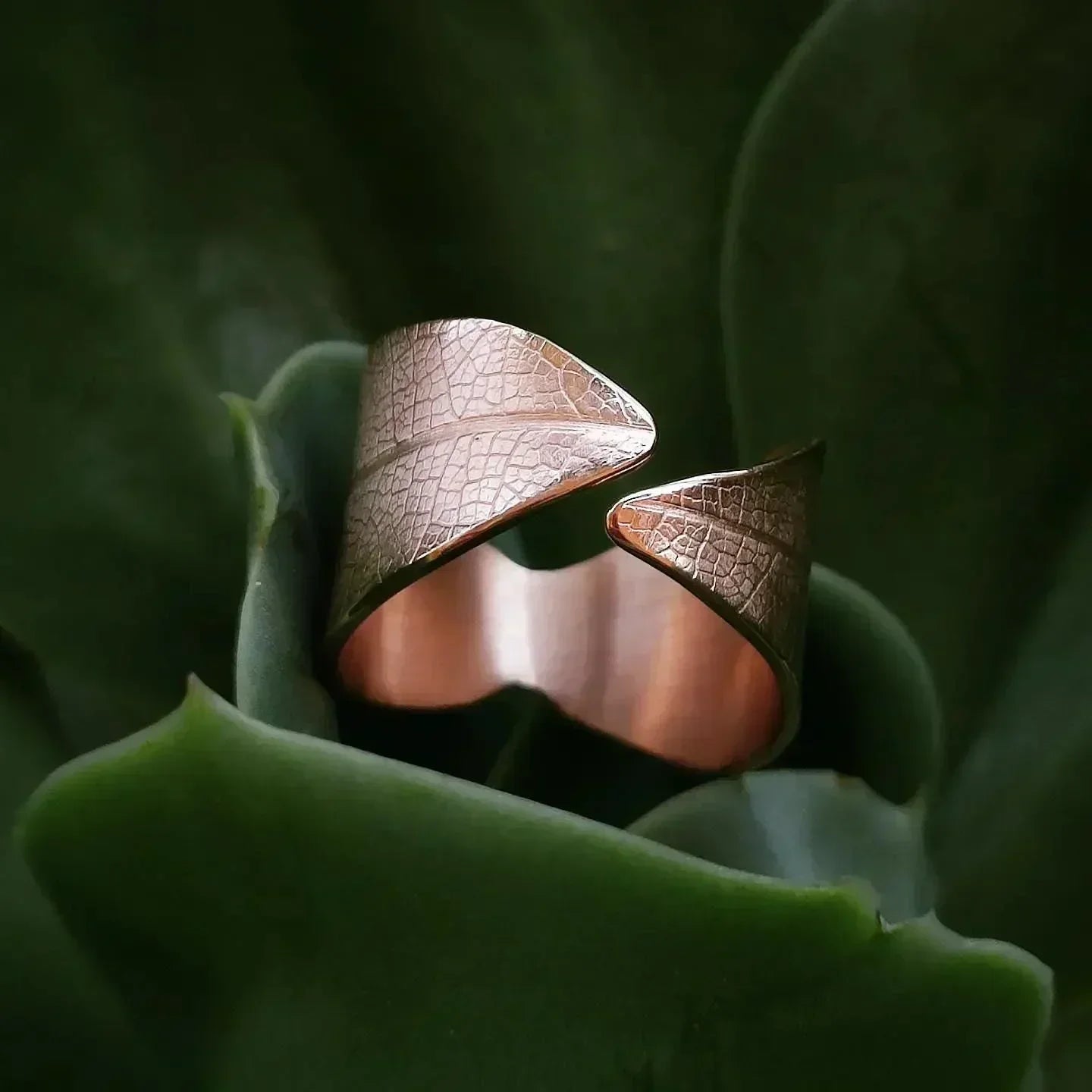 Anillo Hojas