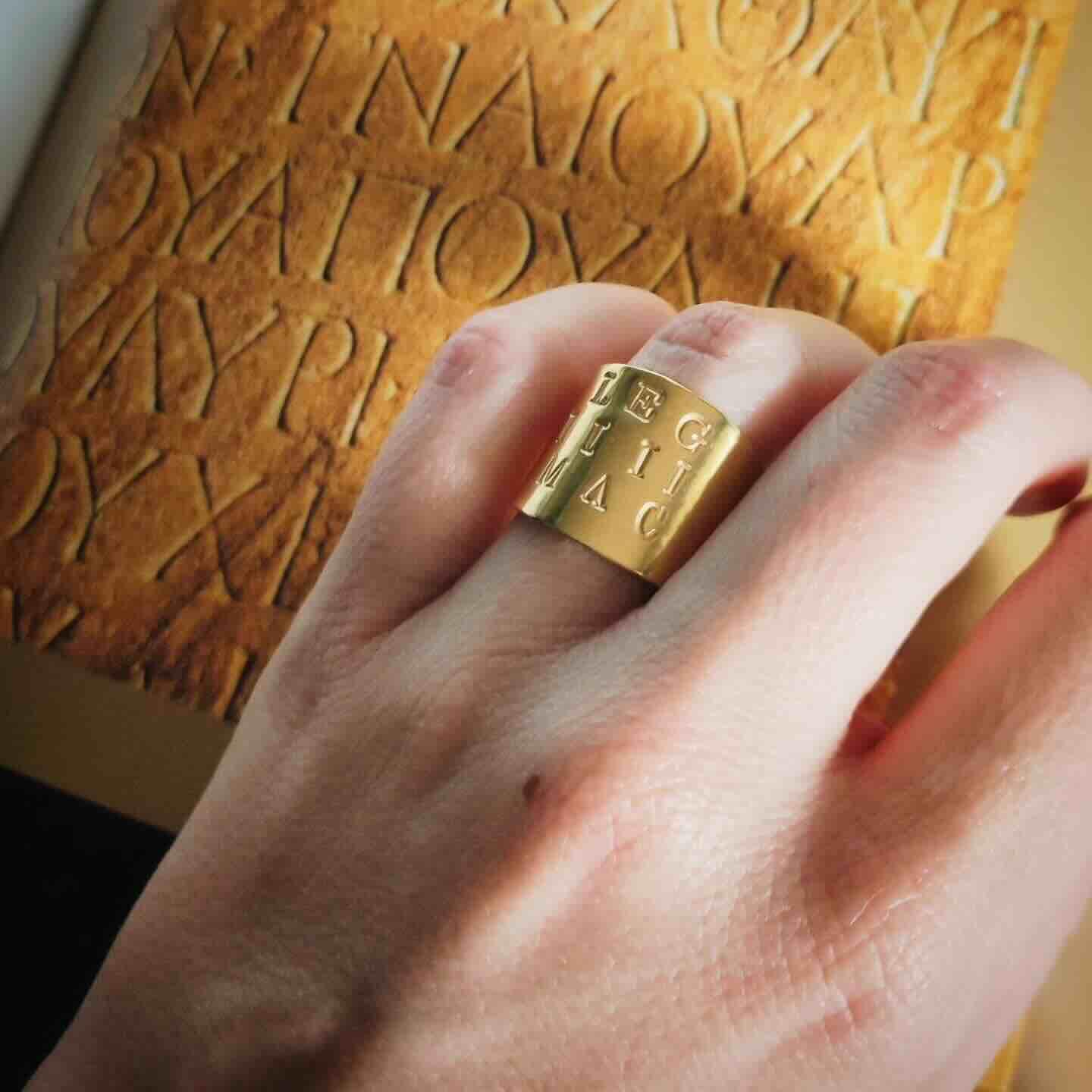Anillo Romanvm