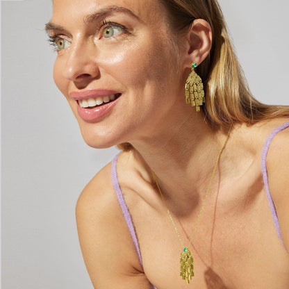 Collar acabado en oro amarillo de 18 kts